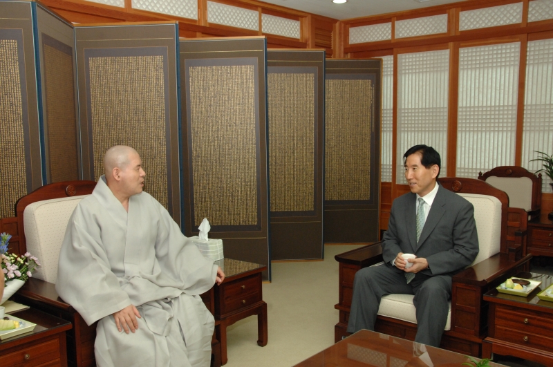 2010.09.03_조현오 경찰청장 예방 (5)